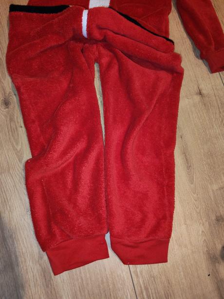 Overal na doma alebo ako kostým, h&m,122