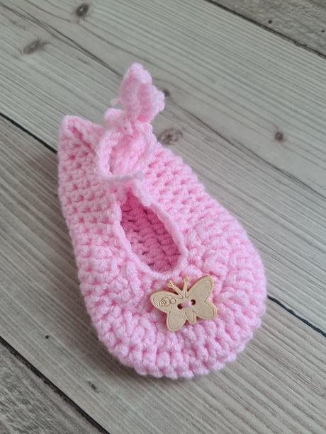 Háčkované topánočky (veľ. 15/16), <17