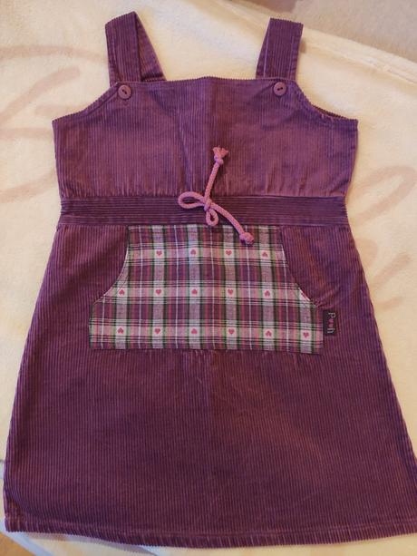 Menžestrové šaty, 116