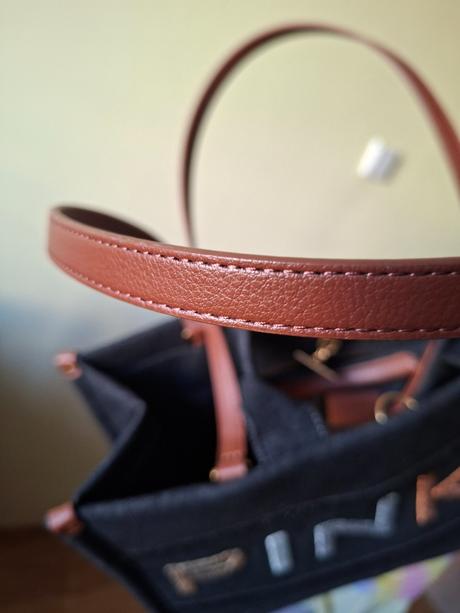 Pinko kabelka, pinko