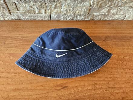 Obojstranný klobúk, nike,128