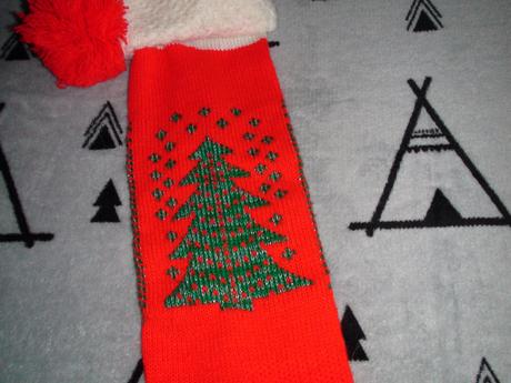 Vianočná ponožka s úchytom na zavesenie,