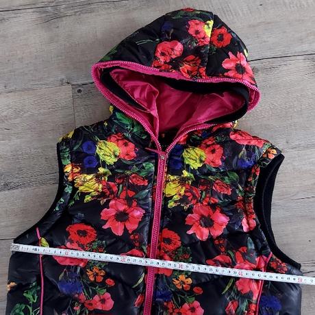 Kvetinová vesta, gate,40