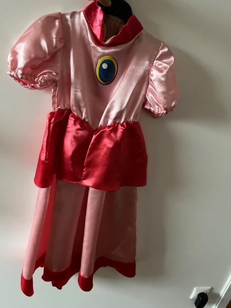 Šaty na karneval - peach zo super mario,
