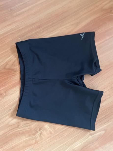 Šortky, decathlon,146
