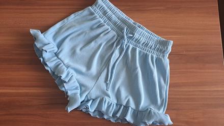 Kraťasy, bershka,152