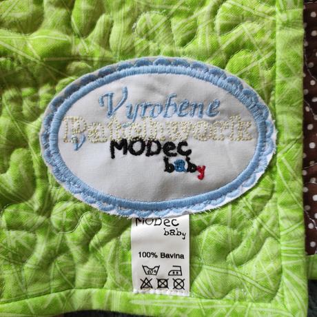 Rucne šitá prikrývka so zirafou, 