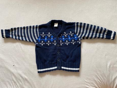 Krásny svetrik, dirkje,86