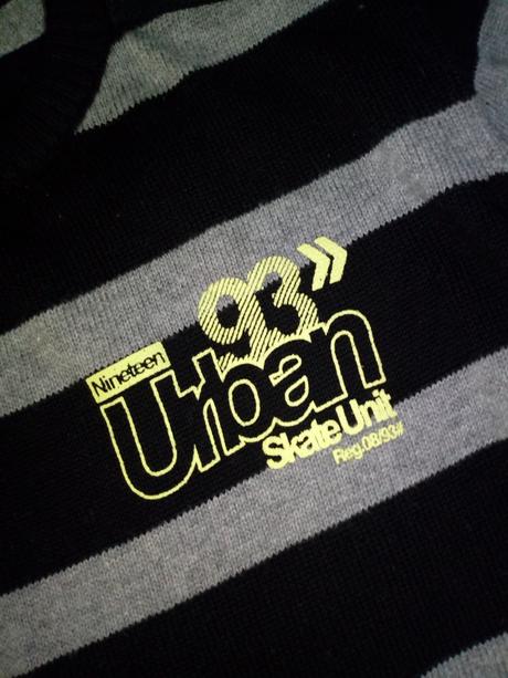 Chlapčenský pulóver č134/140, 134