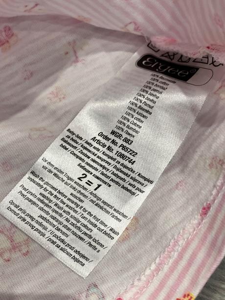 Dievčenská súprava (56), 56