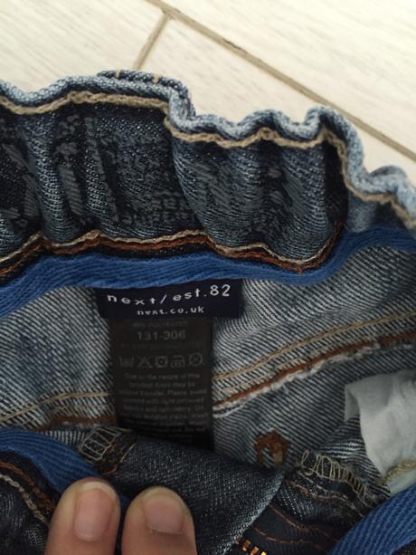 Roztrhané rifle, next,104