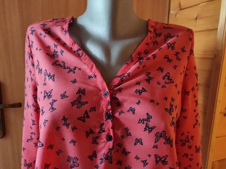 Blúzka s motýľmi, zn. bershka, veľ. s-m, bershka,s