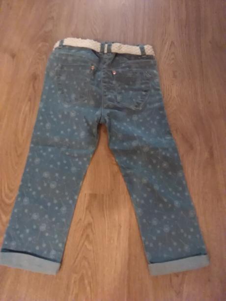 Dievcenske nohavice 110, c&a,110