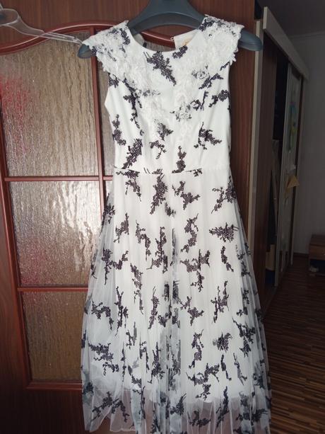 Spoločenské biele šaty, 36