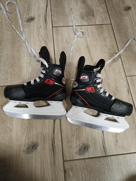 Chlapčenské korčule 29 až 32, crowned,30