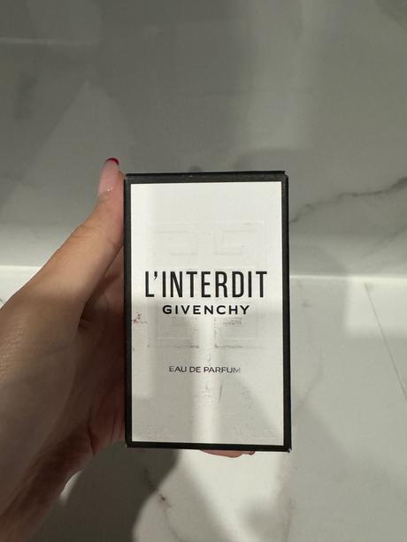 Givenchy linterdit,