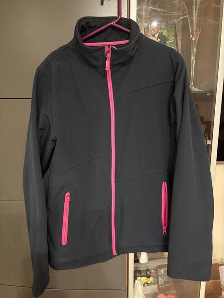 Pekná softshellová bunda, exiray,xl