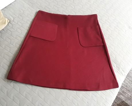 Predám peknú dámsku mini sukňu, "m", reserved,38