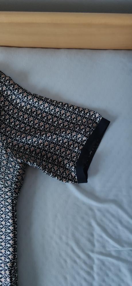 Dámska blúzka veľ. 44/46, 44