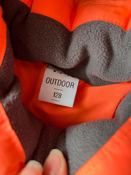 Dievčenská lyžiarska bunda, 128