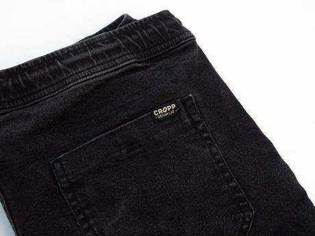 Čierne cargo nohavice cropp č.34, 34