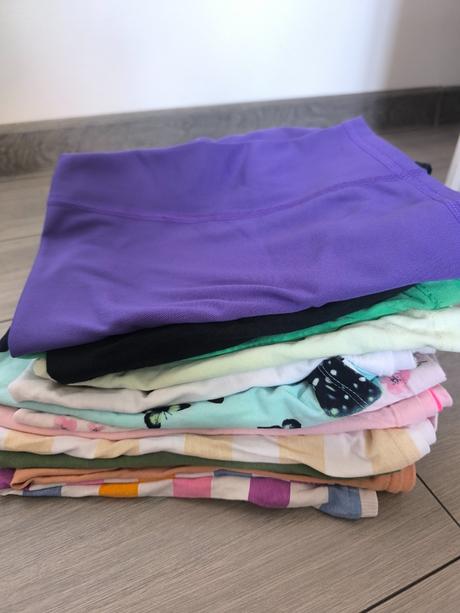 Krátke tričká vel.140- 8ks, 140