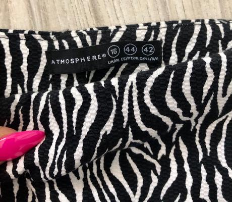 Kraťasy, atmosphere,xl