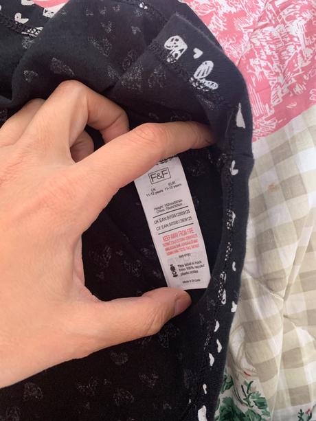 Krasne srdieckove satky, f&f,146