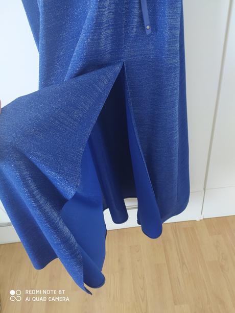 Predám dámske spoločenské krásne šaty, 36