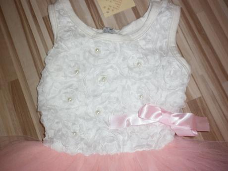 Krásne šatičky, 98