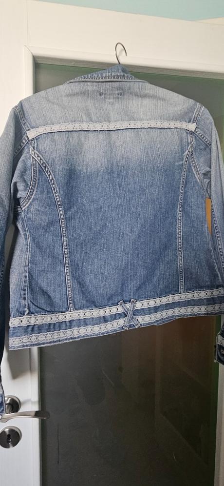 Riflova bunda, l