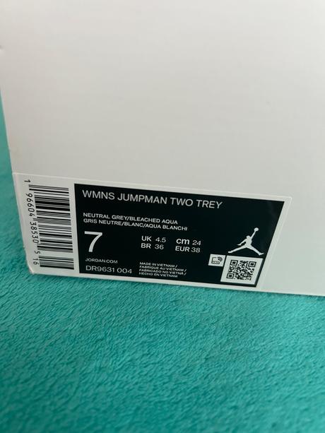 Nové jordan tenisky, air jordan,38