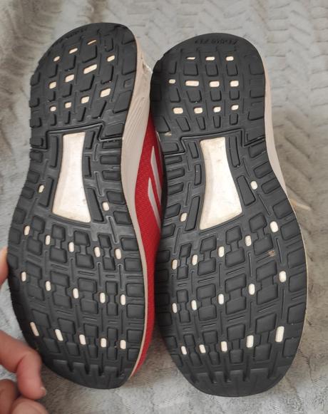 Cervene adidas tenisky, adidas,33