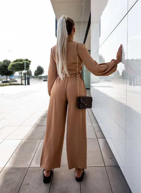 Štýlový komplet značky erika fashion,