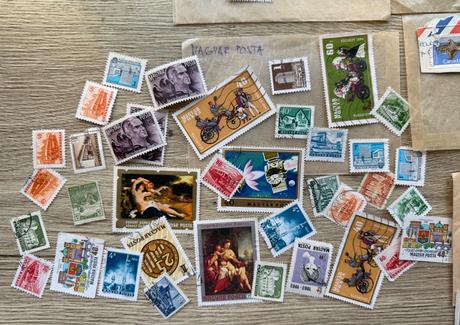 Známky č.24 mix pečiatkovaných známok,