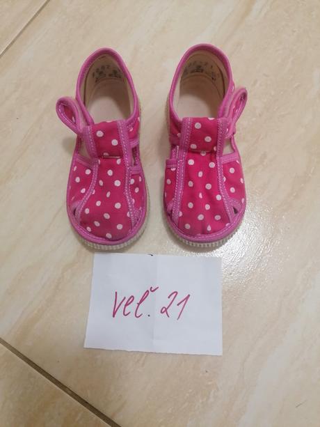 Papučky 21, 21