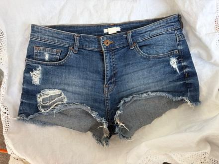 Hm sexi trhane kratase dzinsove kratke nohavice, h&m,38