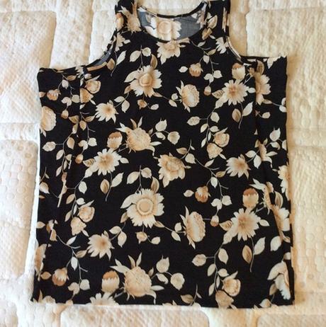 Dlhé letné elastické kvetové šaty v. m/l, m