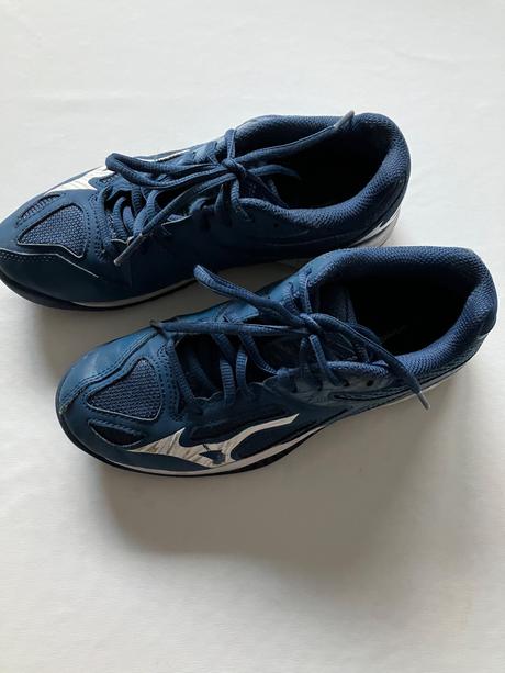 Tenisky halovky, mizuno,36