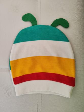 Tenká čiapočka, 62