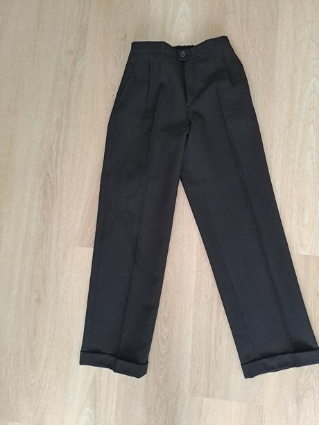 Slávnostné oblečenie, 146