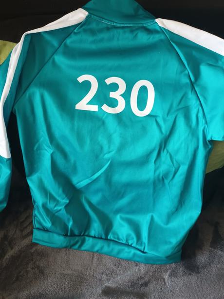 Teplakova bunda squid game, s