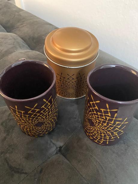 Hrnčeky a dóza na cukor, 