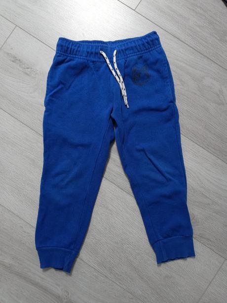 Tepláky 98/104, lupilu,98