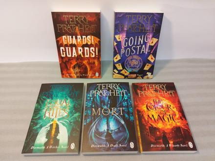 Terry pratchett  discworld novels na kusy nau24, 