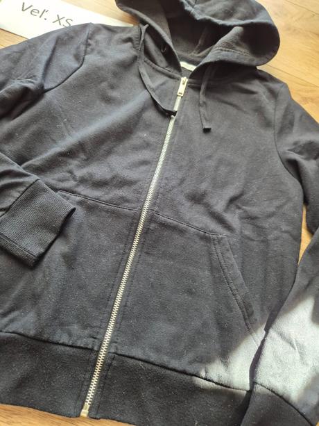 Čierna mikina na zips veľ. xs, fishbone,xs
