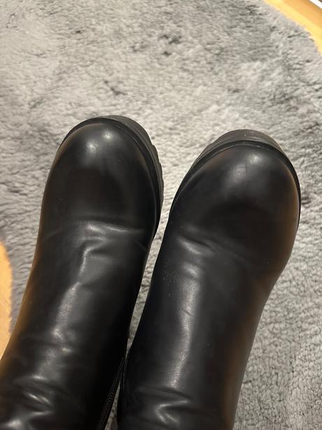 Členkové čižmy, 39