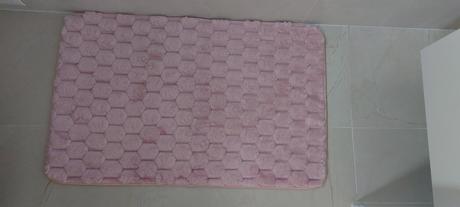 Kúpeľňový koberec s pamäťovej peny, 