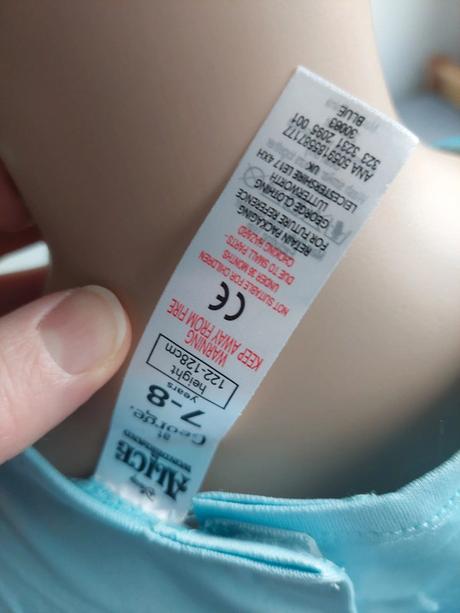 Alica v krajine zázrakov komplet kostým 122-128,