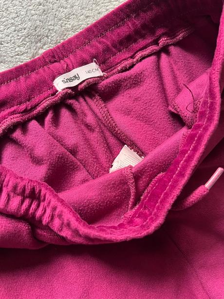 Tepláky, sinsay,140